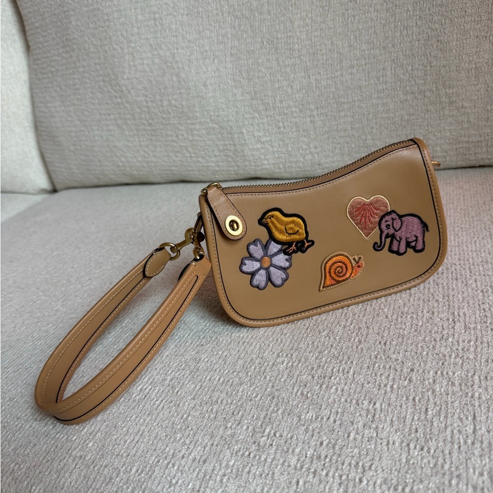 Coach Swinger Tan Leather - Picture 9 of 9